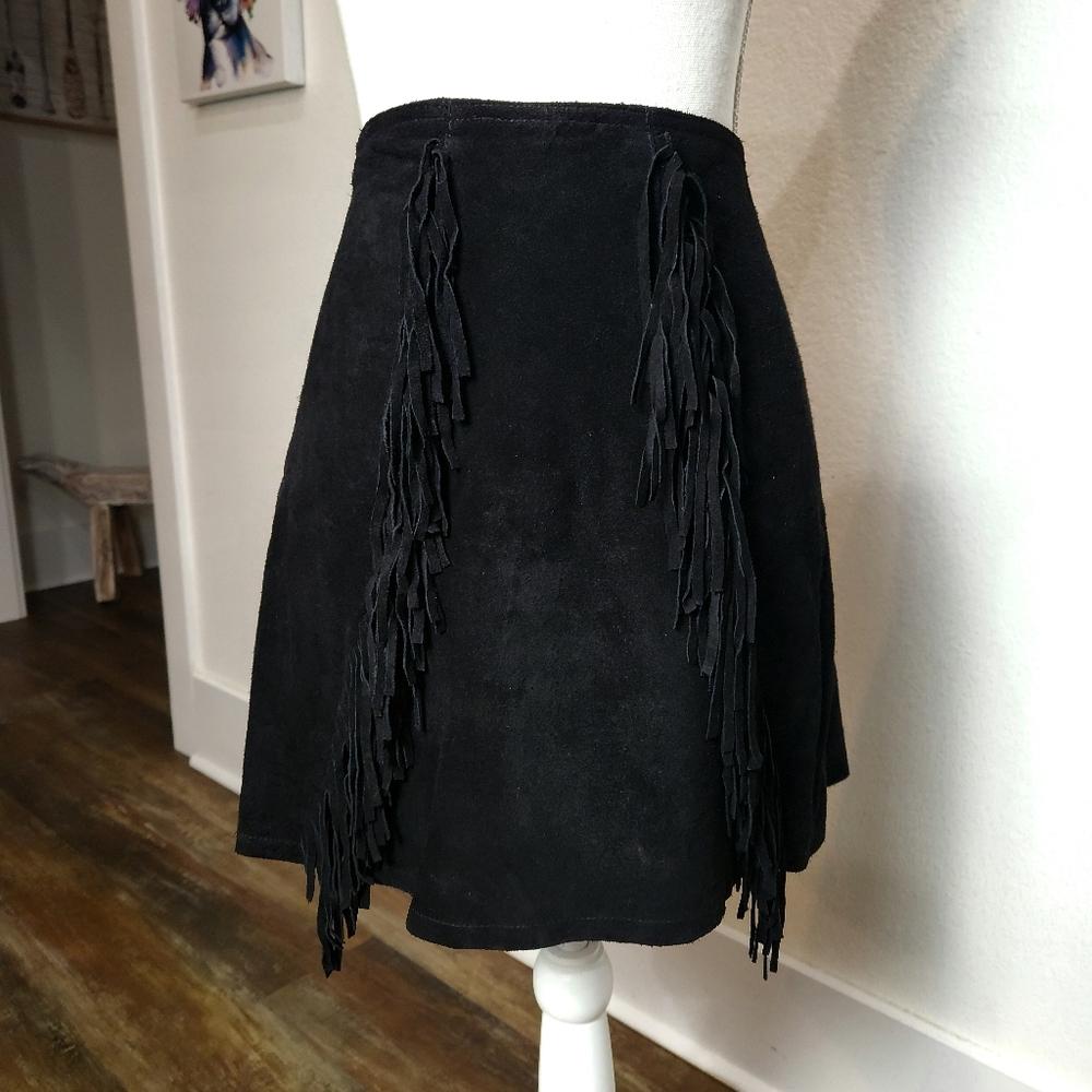 KATCH ME WEST BLACK FRINGE SUEDE LEATHER SKIRT SIZE LARGE
